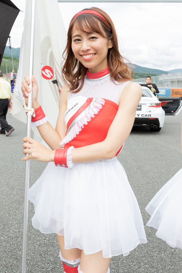 茜音里奈