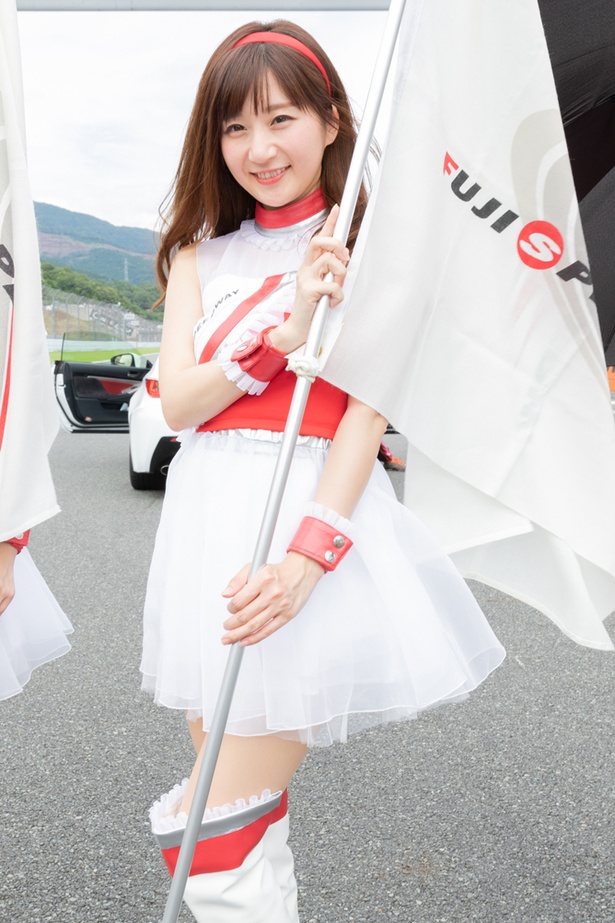 藤間すず