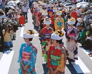 豪華絢爛な花嫁行列！福島県南会津郡で「会津田島祇園祭」