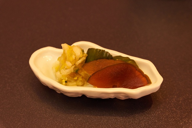 付け合わせの漬物も手作り