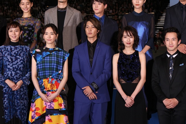 【写真を見る】『コード・ブルー』キャストの登場にファン4000人大熱狂!
