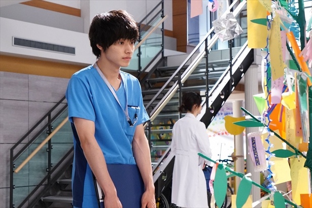 山崎賢人(\u203b「崎」は正しくは「立さき」)が主演するドラマ「グッド・ドクター 」(毎週木曜夜1000,1054\u203b初回は夜1000,1109、フジテレビ系)が12日、スタートする。