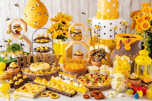 8月2日(木)～9月30日(日)の期間、ハチミツ＆チーズのランチブッフェ「ホテルでハニーハント」が開催