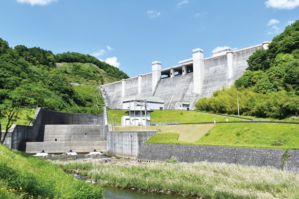 名張市中心部から約5㎞の場所に位置する「比奈知ダム」