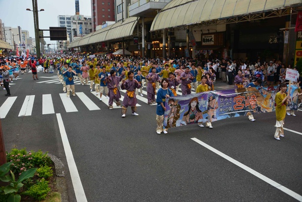 5000人もの人たちが一斉に踊る｢市民総おどり｣