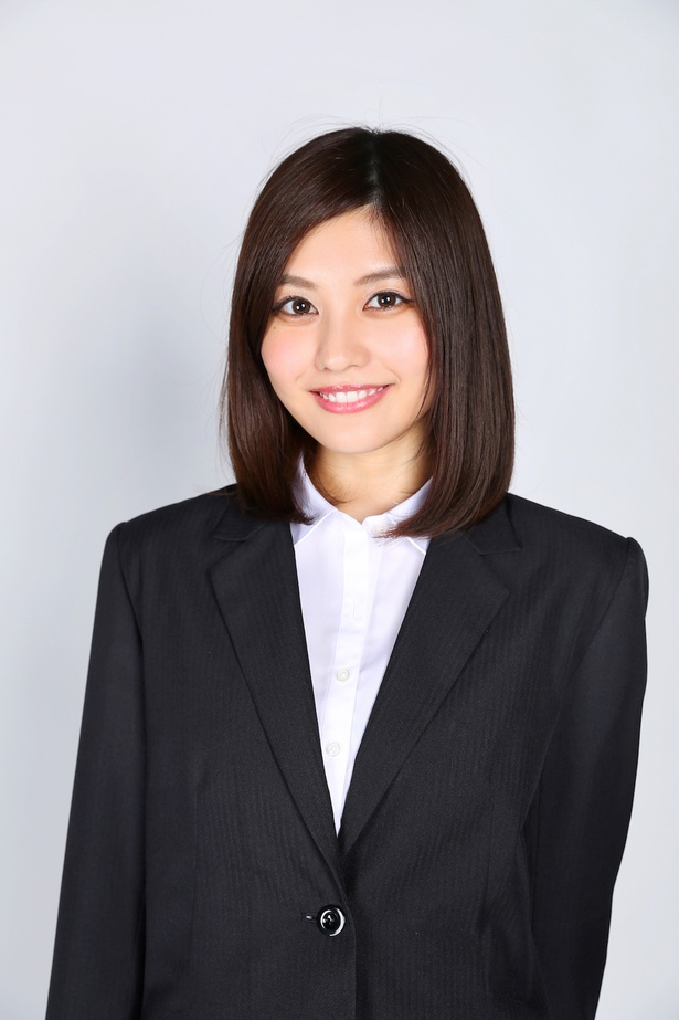ふだんはOLとして働き、仕事を両立させている