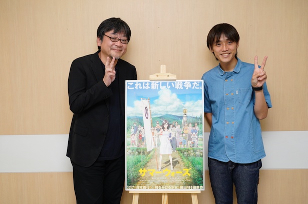 細田守監督と、細田監督作品の大ファンでもあるMCの吉田尚記さん(ニッポン放送アナウンサー)