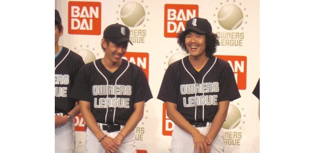 横浜ウォーカーのラーメン連載に出演中のトータルテンボスも気合十分