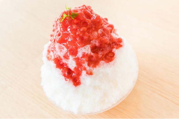 おいしい氷屋(福岡市中央区) / 「苺みるく」(750円)