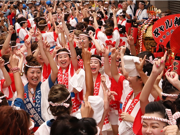 天神祭ギャルみこし