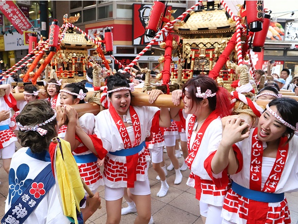 天神祭ギャルみこし