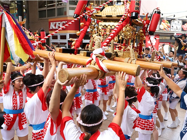 天神祭ギャルみこし