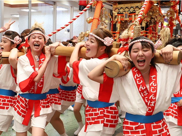 天神祭ギャルみこし