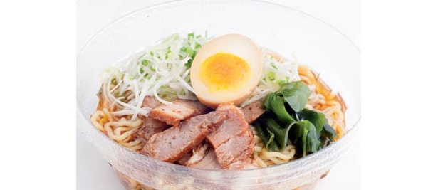 ネギ叉焼冷し醤油ラーメン（435円/ローソン）※7月13日（火）発売