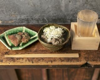 神楽坂の小道を曲がった“角”にある古き日本家屋で立ち飲みを