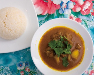 サツマイモ＆ココナッツでほんのり甘辛！ 菊名で素朴な南ベトナムカレーを体感