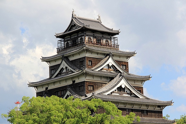 天守再建60年の歩みを辿る 広島城で 天守再建60周年記念 展 ウォーカープラス