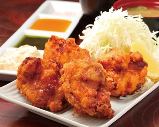 ジューシーな肉とサクサクの衣…！東海エリアの旨い唐揚げ4選
