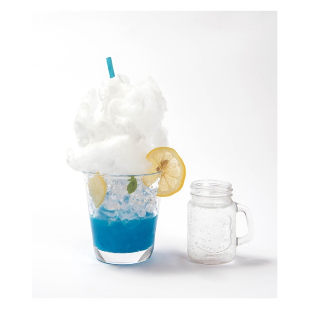 「あの夏の青空と入道雲ソーダ」(713円)
