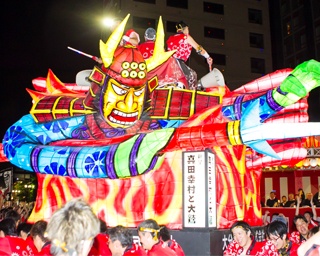 市民総出の夏の祭典｢大分七夕まつり｣開催