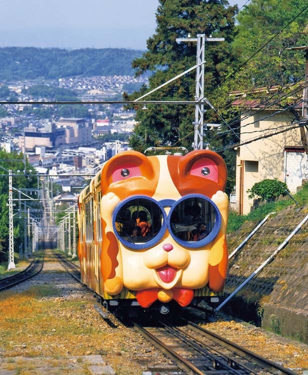 スイーツがごほうび 緑の山上カフェとお寺 遊園地を巡る奈良の1日ハイキング ウォーカープラス