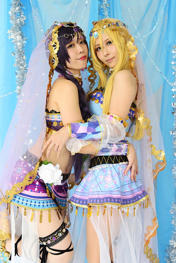 『ラブライブ！』の東條希(左：Miikoさん)と、絢瀬絵里(右：えびふりゃさん)