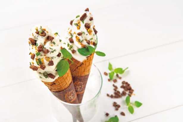 ホワイトチョコミントソフトクリーム(580円)/MAX BRENNER CHOCOLATE BAR ルクア大阪店