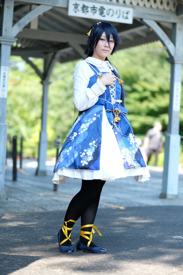 「刀剣乱舞」の三日月宗近に扮したりくさん