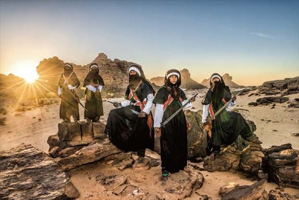 【写真を見る】［Indigo of Desert］トゥアレグ族/アルジェリア
