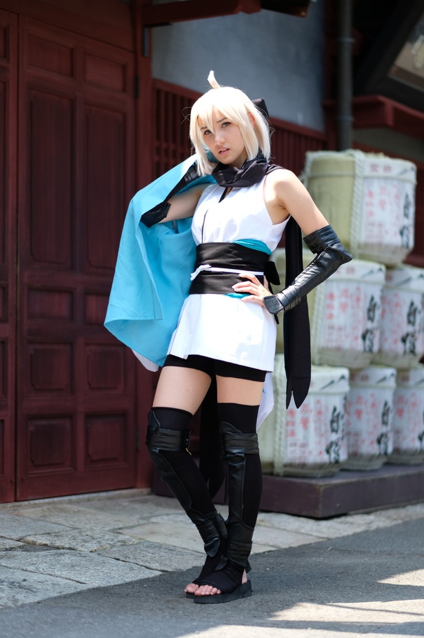 「Fate/Grand Order」のセイバー/沖田総司に扮したLazyMayuさん