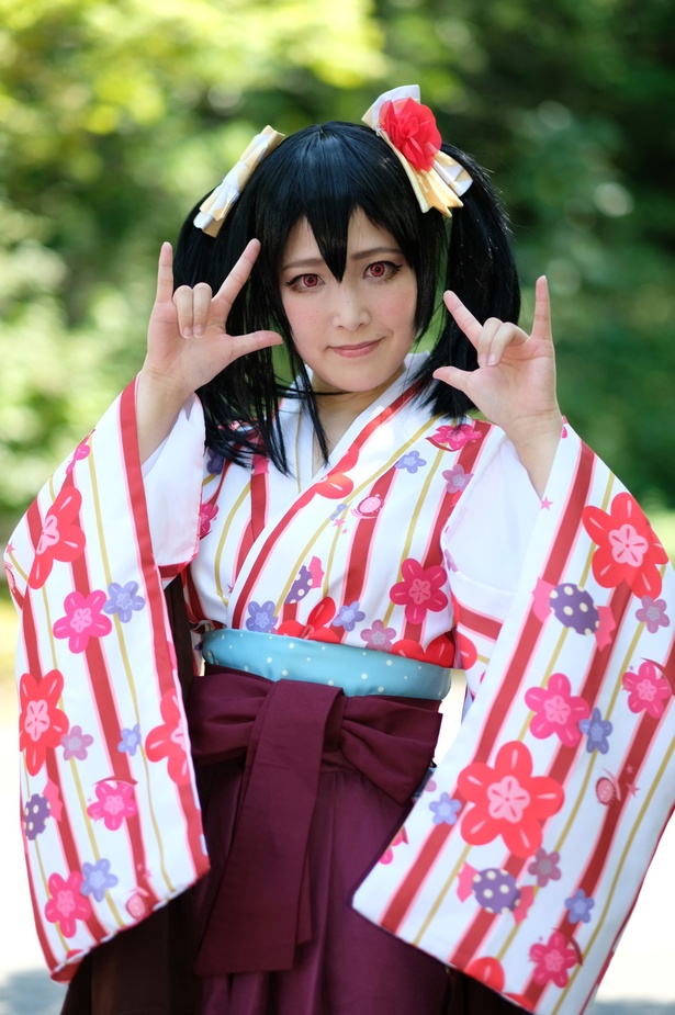 「ラブライブ！」の矢澤にこに扮した天袮さん
