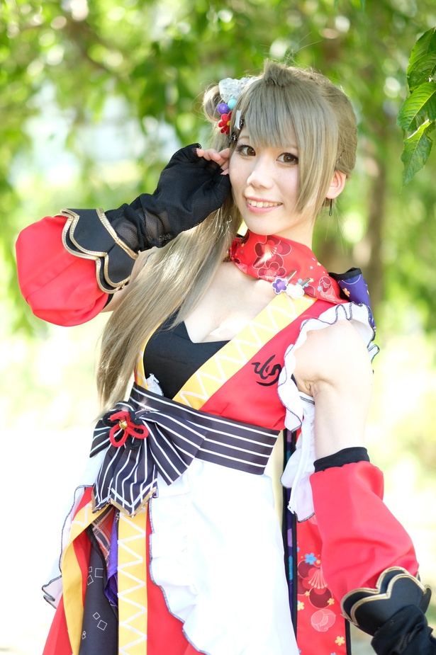 「ラブライブ！」の南ことりに扮した咲さん