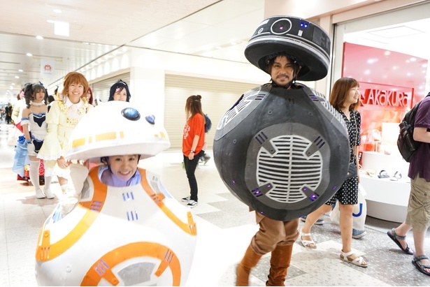 《フォトレポート》いよいよ本番！コスサミ前夜祭＆夜の地下街パレードにいってきた