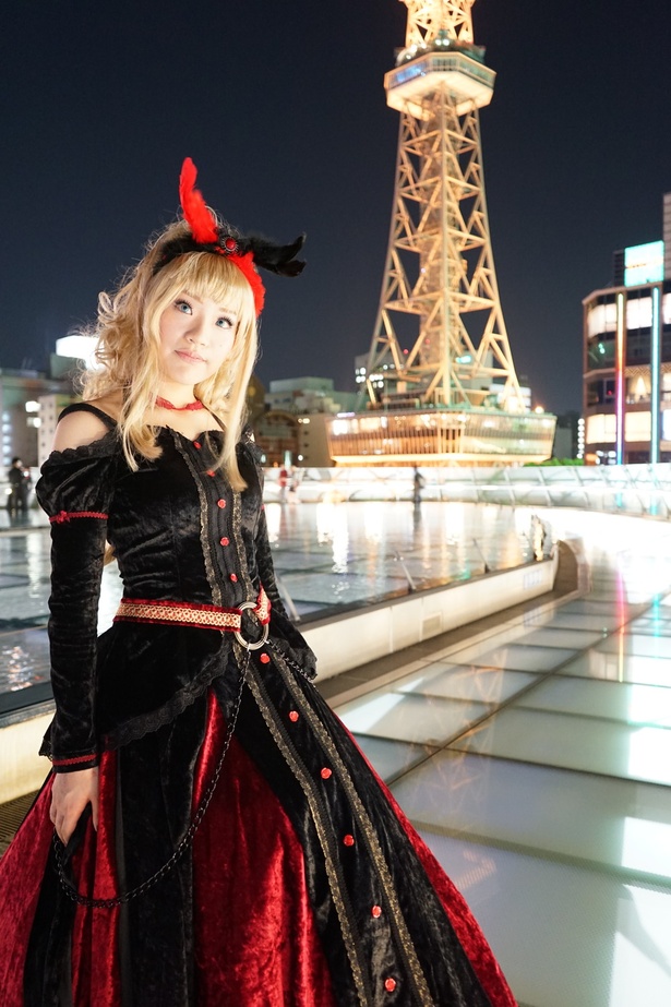 「Sound Horizon」のエリーゼに扮した柳帰蝶さん
