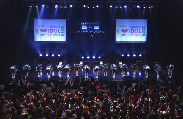 「TOKYO IDOL FESTIVAL 2018」メインステージの大トリを務めたHKT48