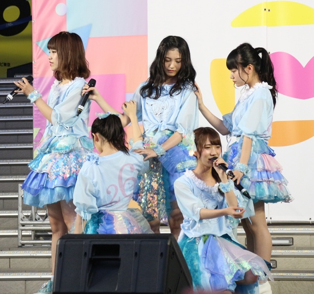 26時のマスカレイドの来栖りん、大門果琳、吉井美優、森みはる、江嶋綾恵梨が8月4日「TOKYO IDOL FESTIVAL 2018」(8月3日~5日、お台場・青海周辺エリア)のFESTIVAL STAGEに出演した