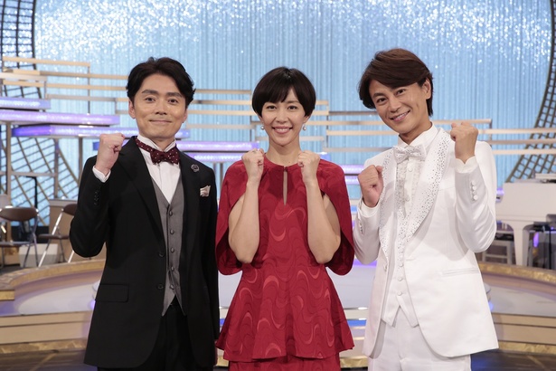 NHK「第50回思い出のメロディー」司会の木村佳乃、氷川きよし、高瀬耕造アナウンサー