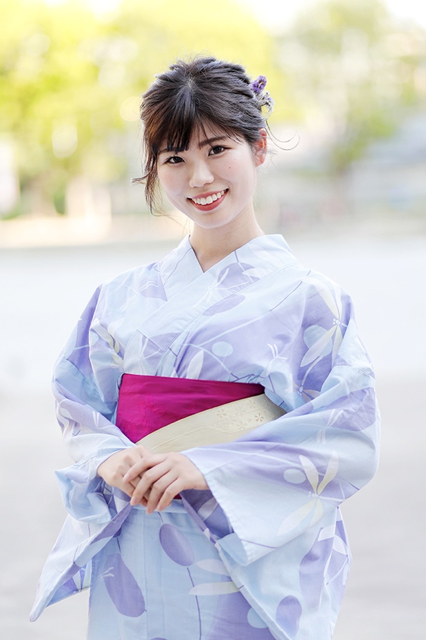 福岡の花火大会で見つけた浴衣美人
