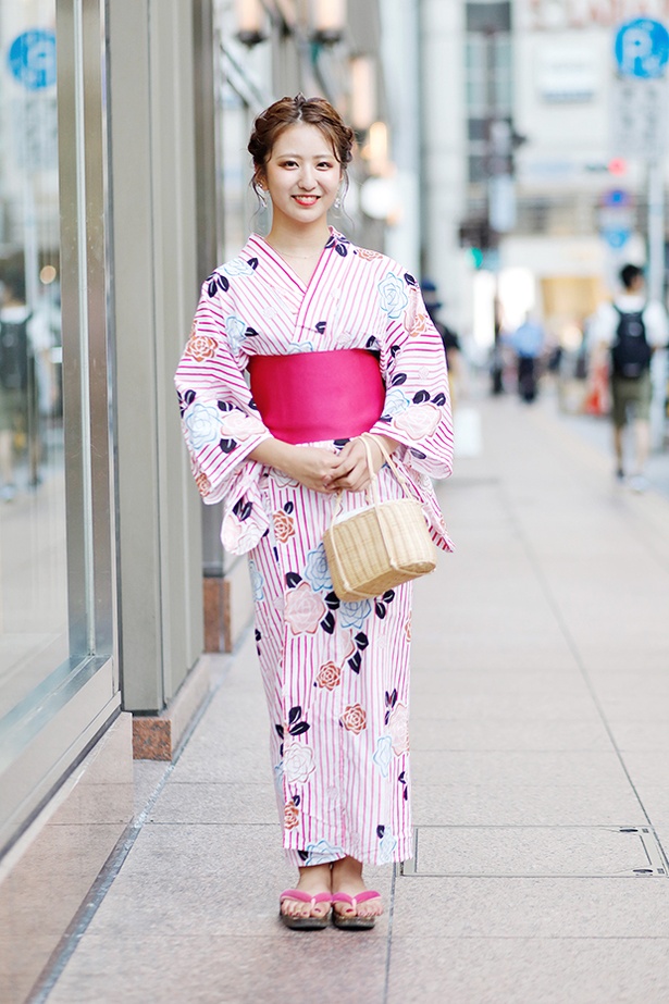  福岡の花火大会で見つけた浴衣美人