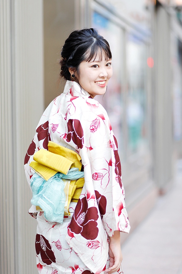 福岡の花火大会で見つけた浴衣美人