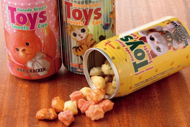 かわいい缶に6色のカラフルなあられがイン！PIER 1で販売中の「Haneda Airport Toys Sweets Can あられ」(各540円)