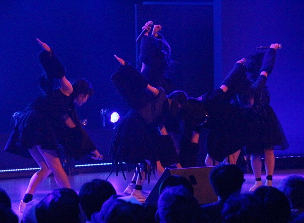 There There Theresのカイ、有坂玲菜、平澤芽衣、朝倉みずほ、小島ノエが8月5日、「TOKYO IDOL FESTIVAL 2018」(8月3日~5日、お台場・青海周辺エリア)のDOLL FACTORYに出演した