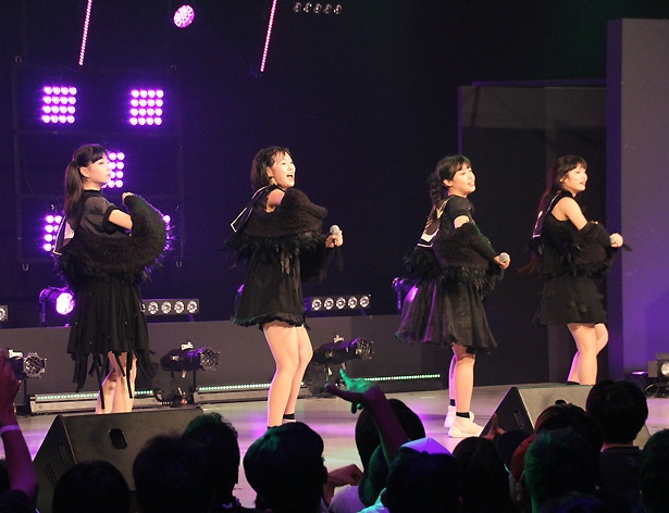 There There Theresのカイ、有坂玲菜、平澤芽衣、朝倉みずほ、小島ノエが8月5日、「TOKYO IDOL FESTIVAL 2018」(8月3日~5日、お台場・青海周辺エリア)のDOLL FACTORYに出演した