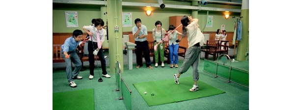 上戸さん…、そのスウィング…