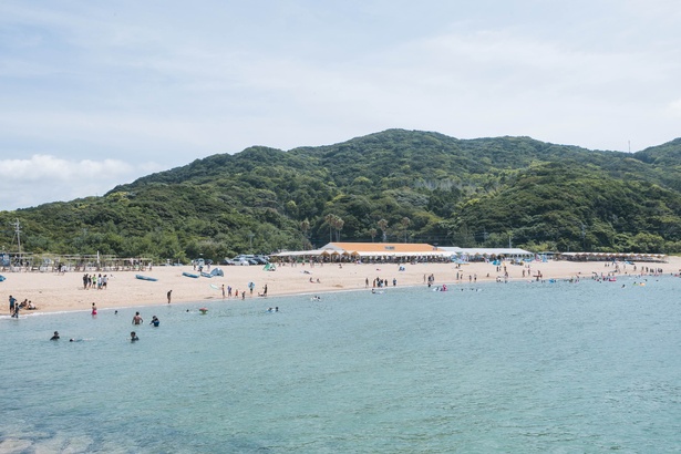 「芥屋海水浴場」