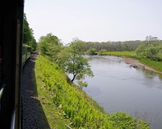 釧路湿原を列車の車窓からのんびり楽しむ～「くしろ湿原ノロッコ号」～