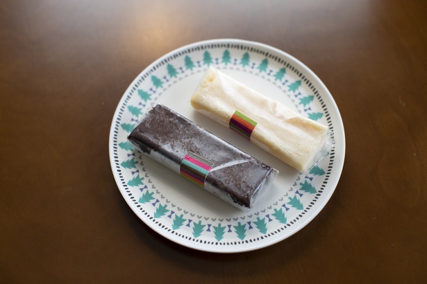 ショコラ・スティックとチーズケーキ・スティック(各200円）