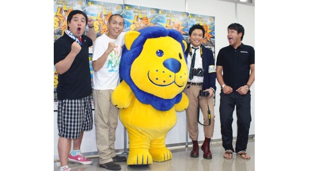 うまいと絶賛する、タカアンドトシと、「COWCOW」山田