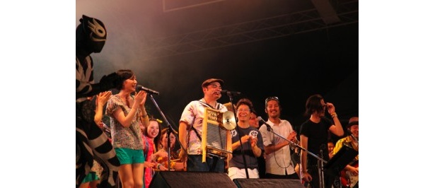 WOWOW独占放送！“ピースフル”な音楽イベント「うたの日コンサート2010」
