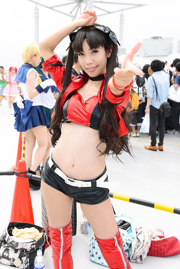 『TYPE-MOON RACING』の遠坂凛に扮する ゆきとさん